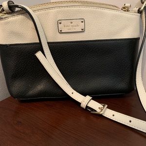 Kate Spade cross body purse